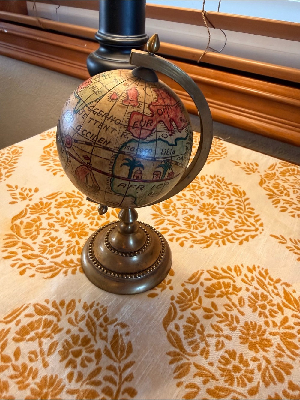Brass old world Decorative Antique-Style mini Globe made in Italy.